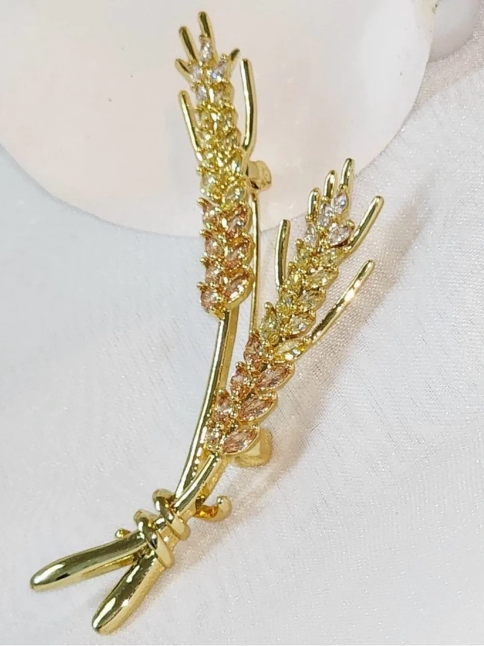 Anthropologie Gold Wheat Stem Brooch